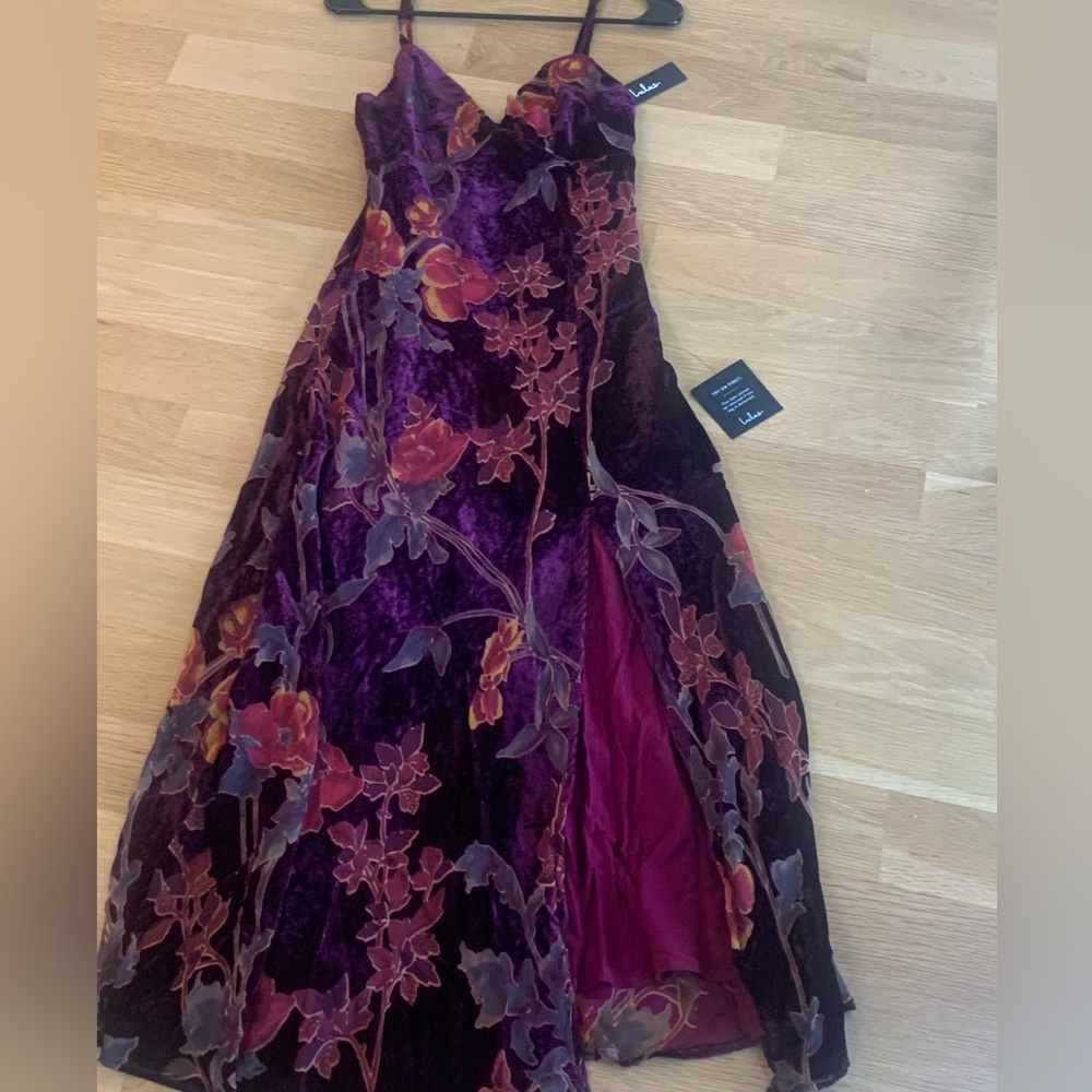 NWT Effortless celebration A-line Burgundy Floral Burnout maxi dress